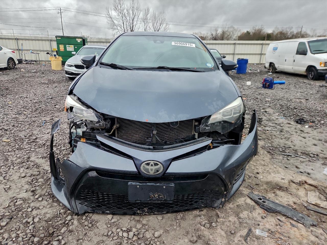2017 TOYOTA COROLLA L photo 5