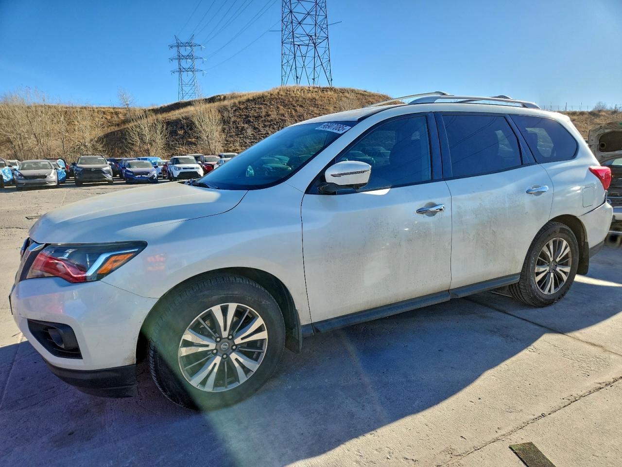 2017 NISSAN PATHFINDER