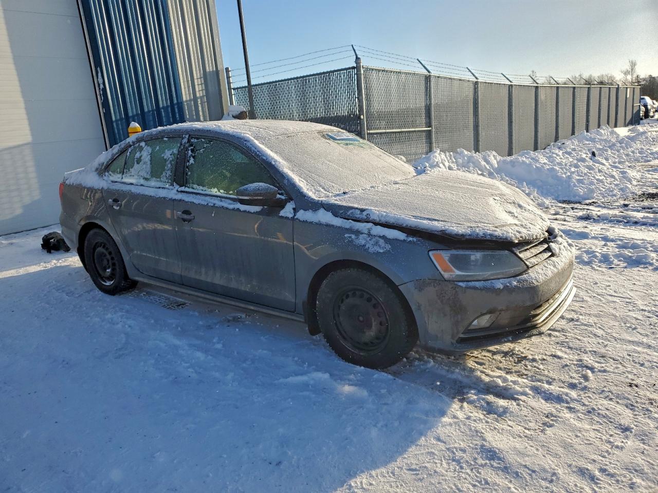 2015 VOLKSWAGEN JETTA TDI photo 4