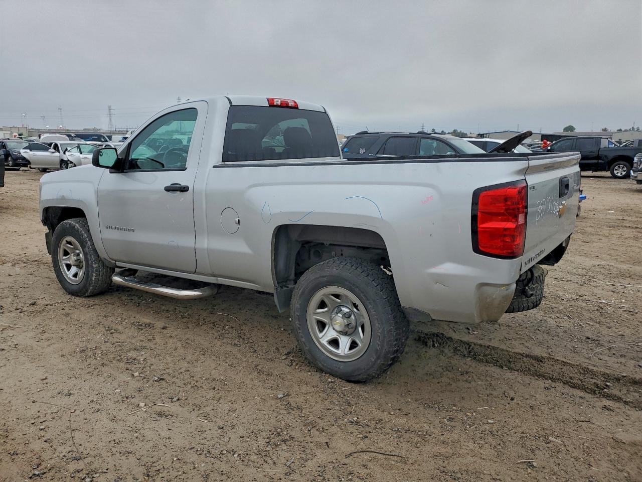 2014 CHEVROLET SILVERADO C1500 photo 2