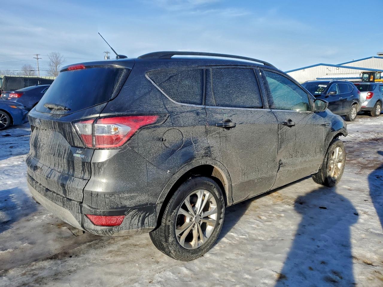 2017 FORD ESCAPE SE photo 3