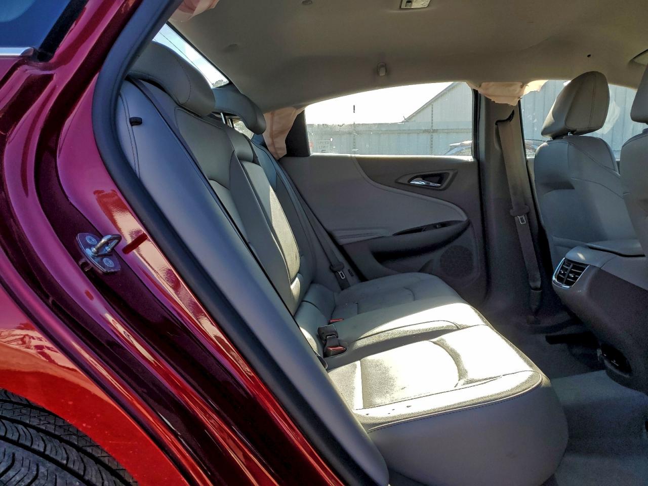 2017 CHEVROLET MALIBU LT photo 10