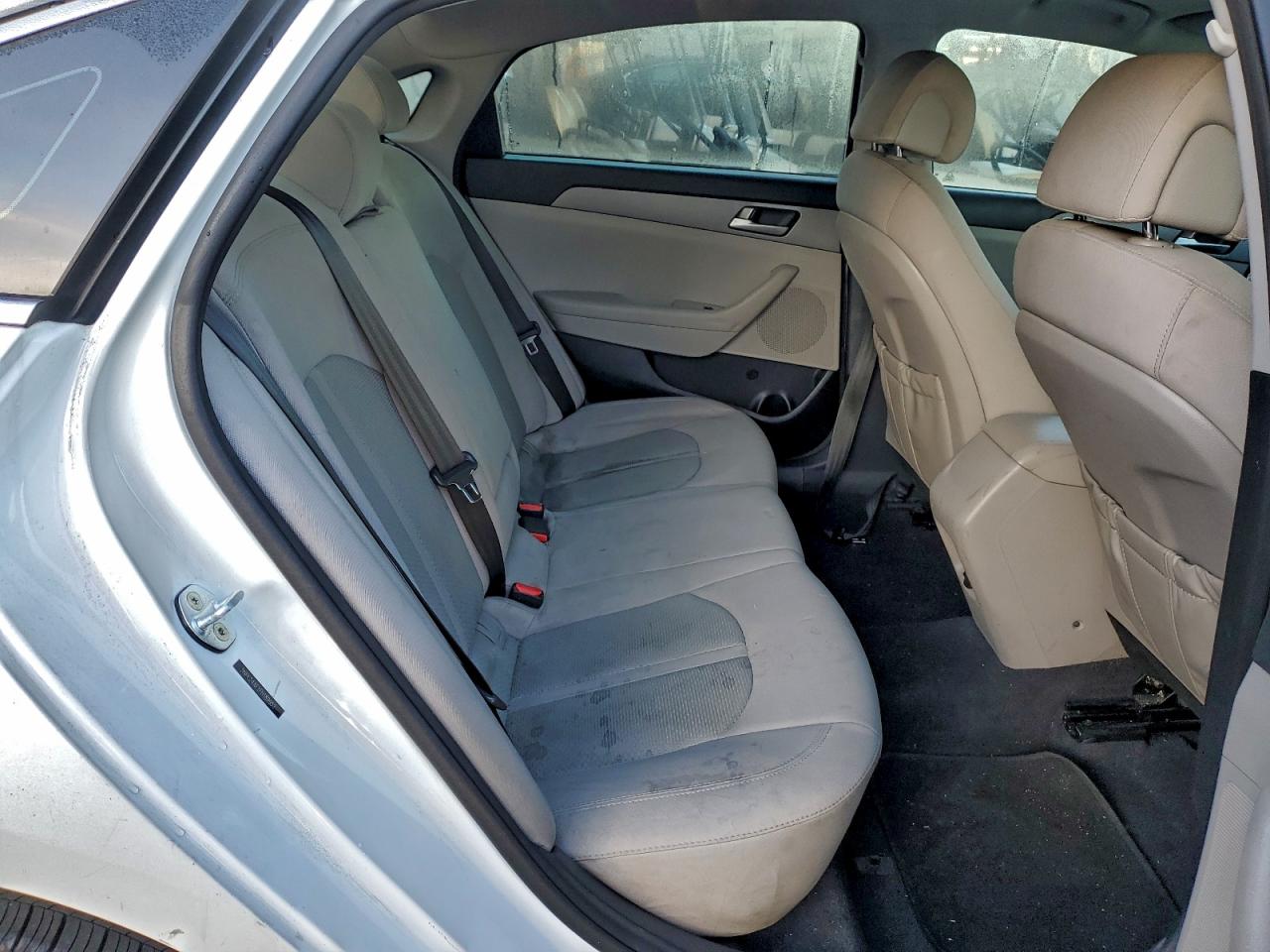 2015 HYUNDAI SONATA SE photo 10