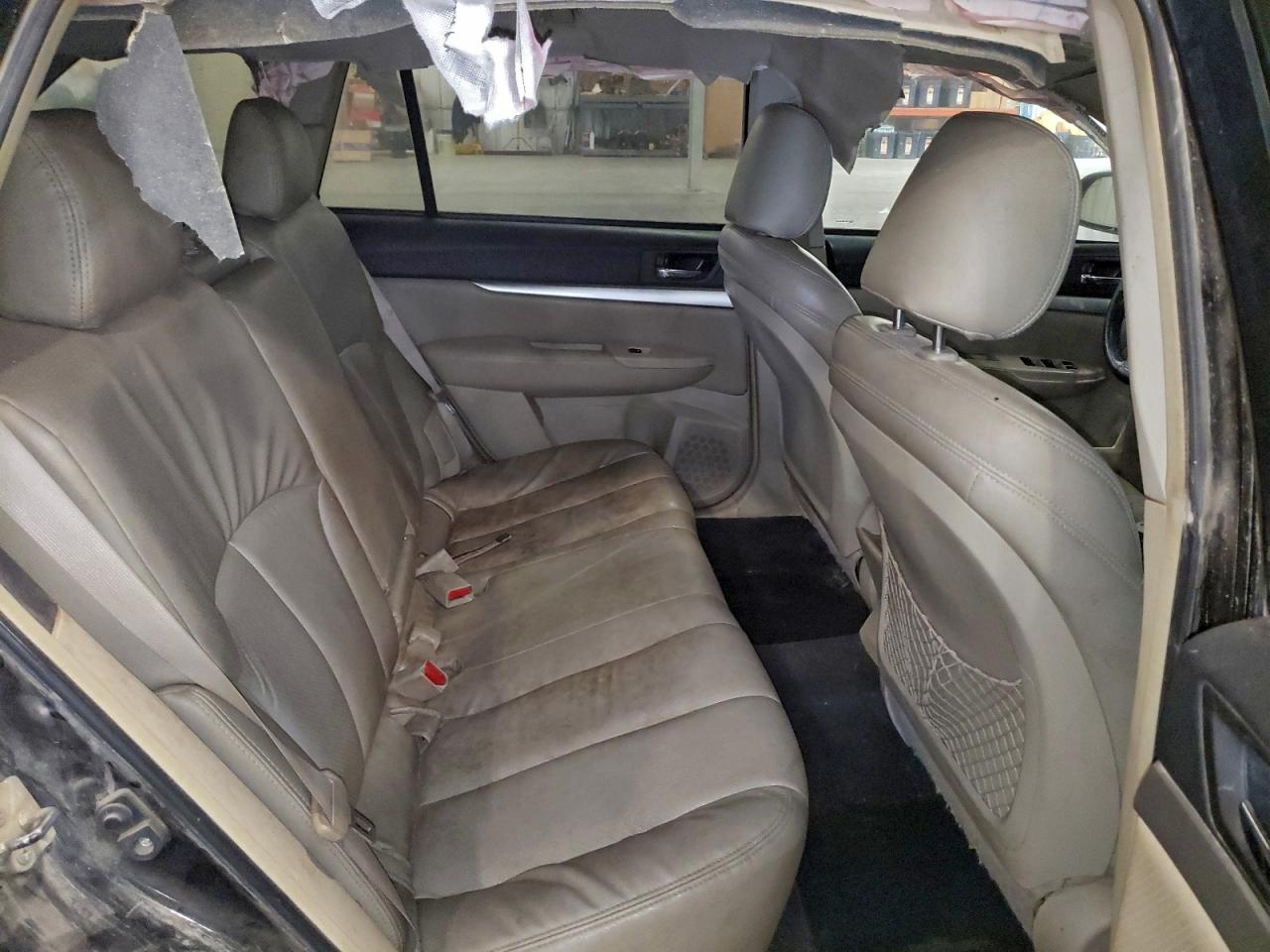 2011 SUBARU OUTBACK 2.5I PREMIUM photo 11