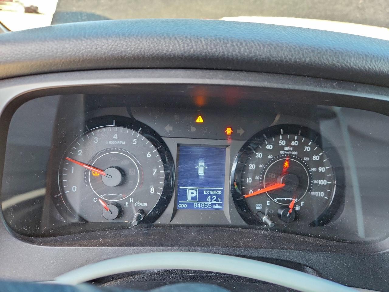 2016 TOYOTA SIENNA LE photo 9