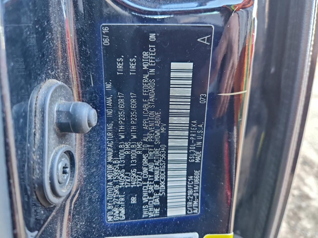 2016 TOYOTA SIENNA LE photo 14