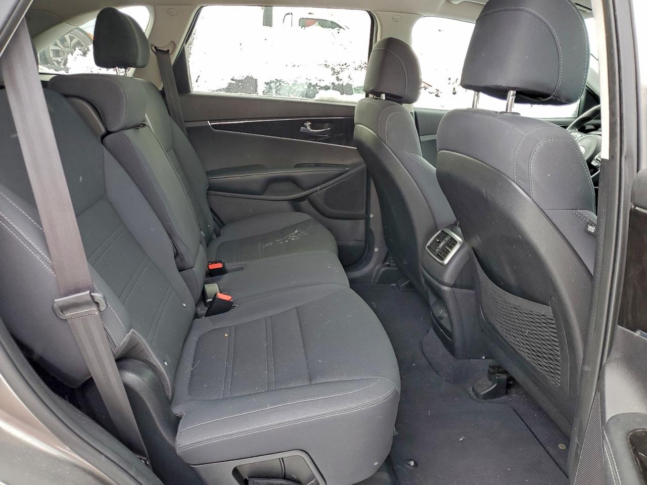 2017 KIA SORENTO LX photo 11