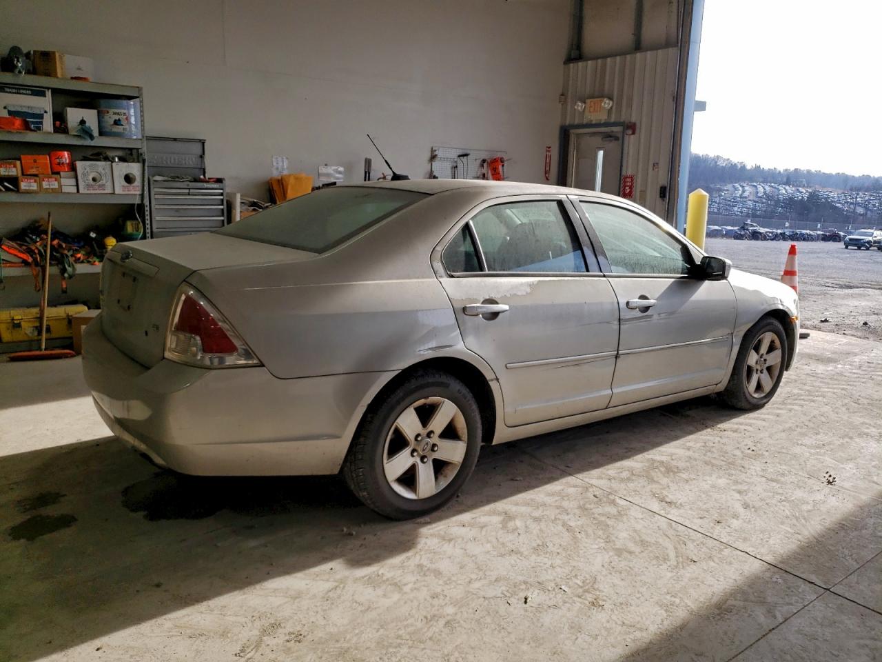 2007 FORD FUSION SE photo 3