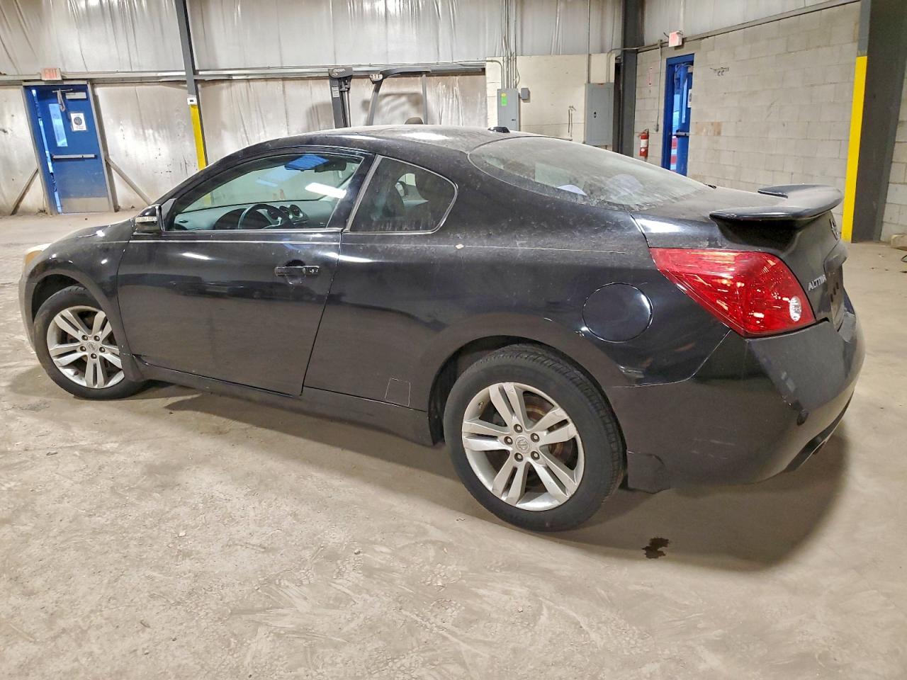 2013 NISSAN ALTIMA S photo 2