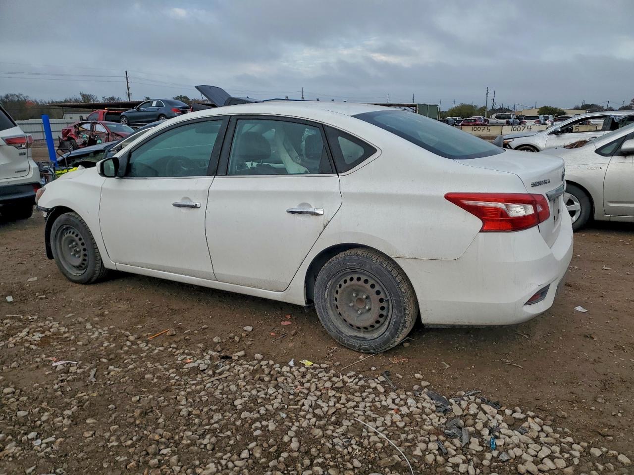 2018 NISSAN SENTRA S photo 2