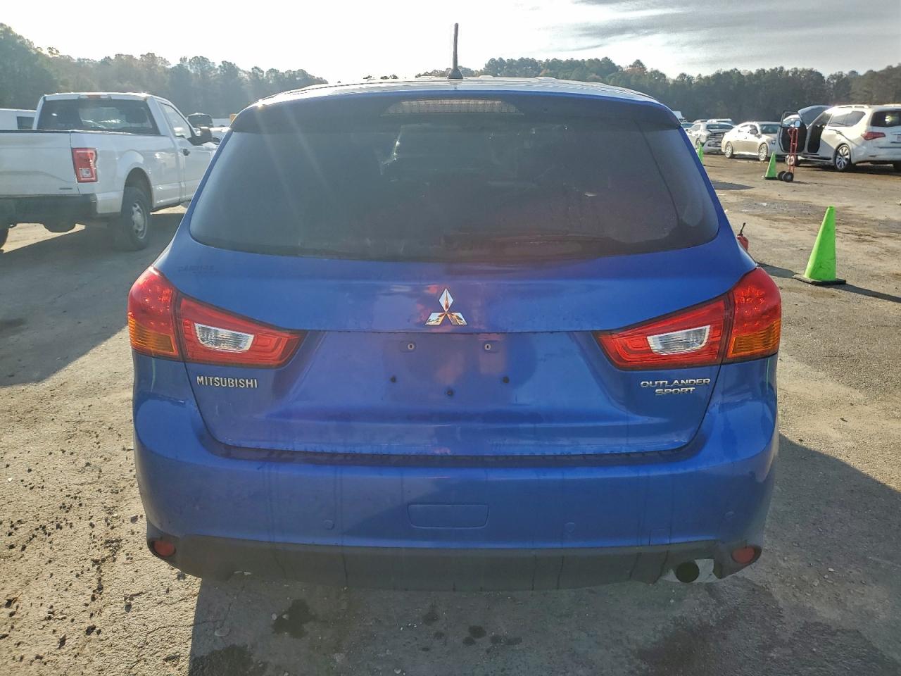 2015 MITSUBISHI OUTLANDER SPORT ES photo 11