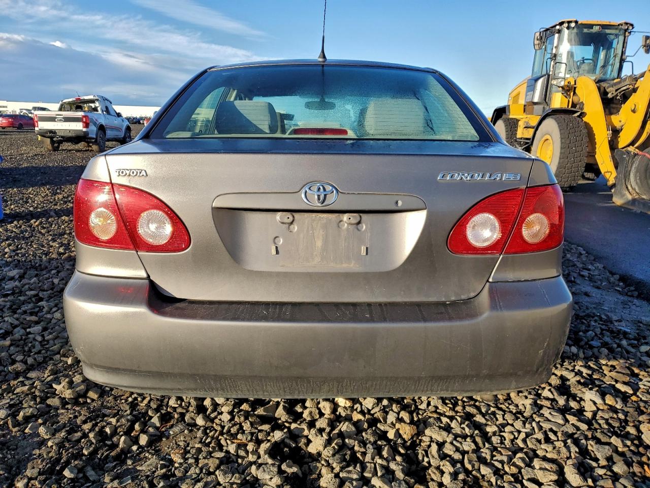 2005 TOYOTA COROLLA CE photo 6