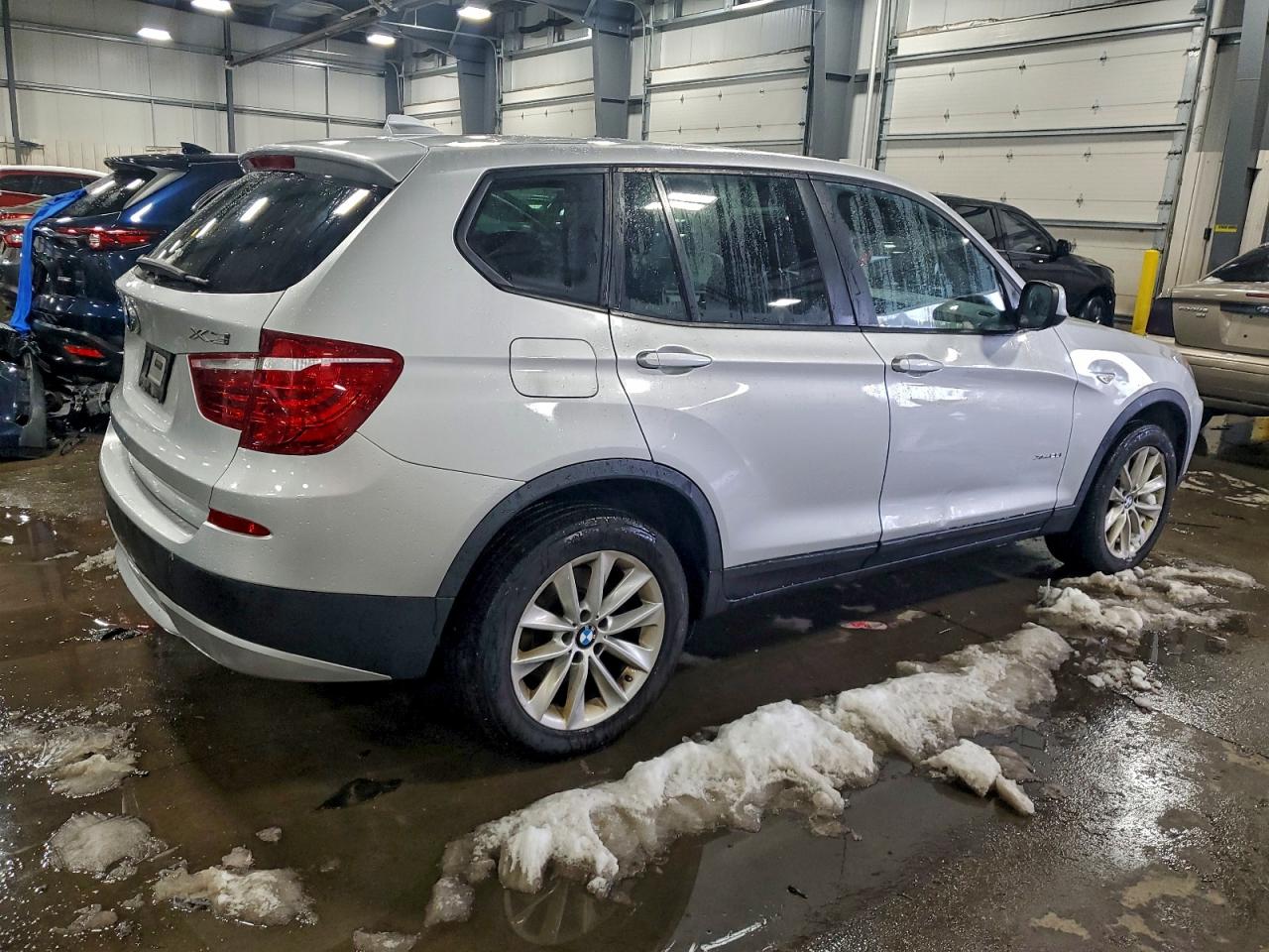 2013 BMW X3 XDRIVE28I photo 3