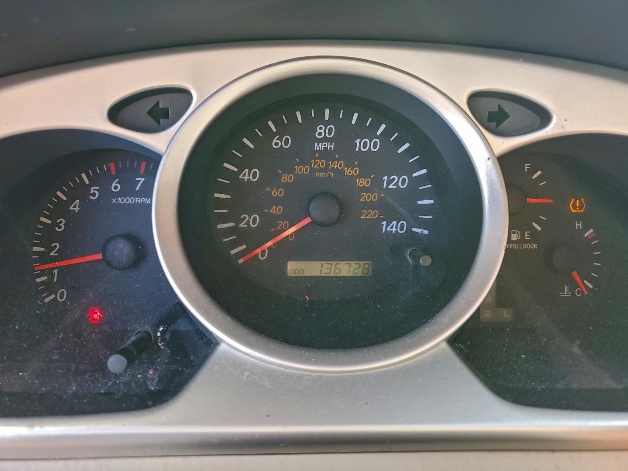 2006 TOYOTA HIGHLANDER LIMITED photo 9