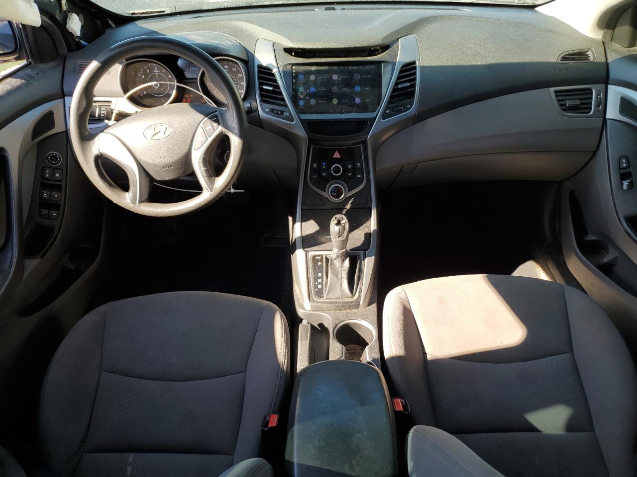 2016 HYUNDAI ELANTRA SE photo 8