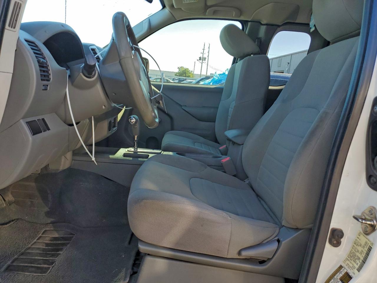 2019 NISSAN FRONTIER S photo 7