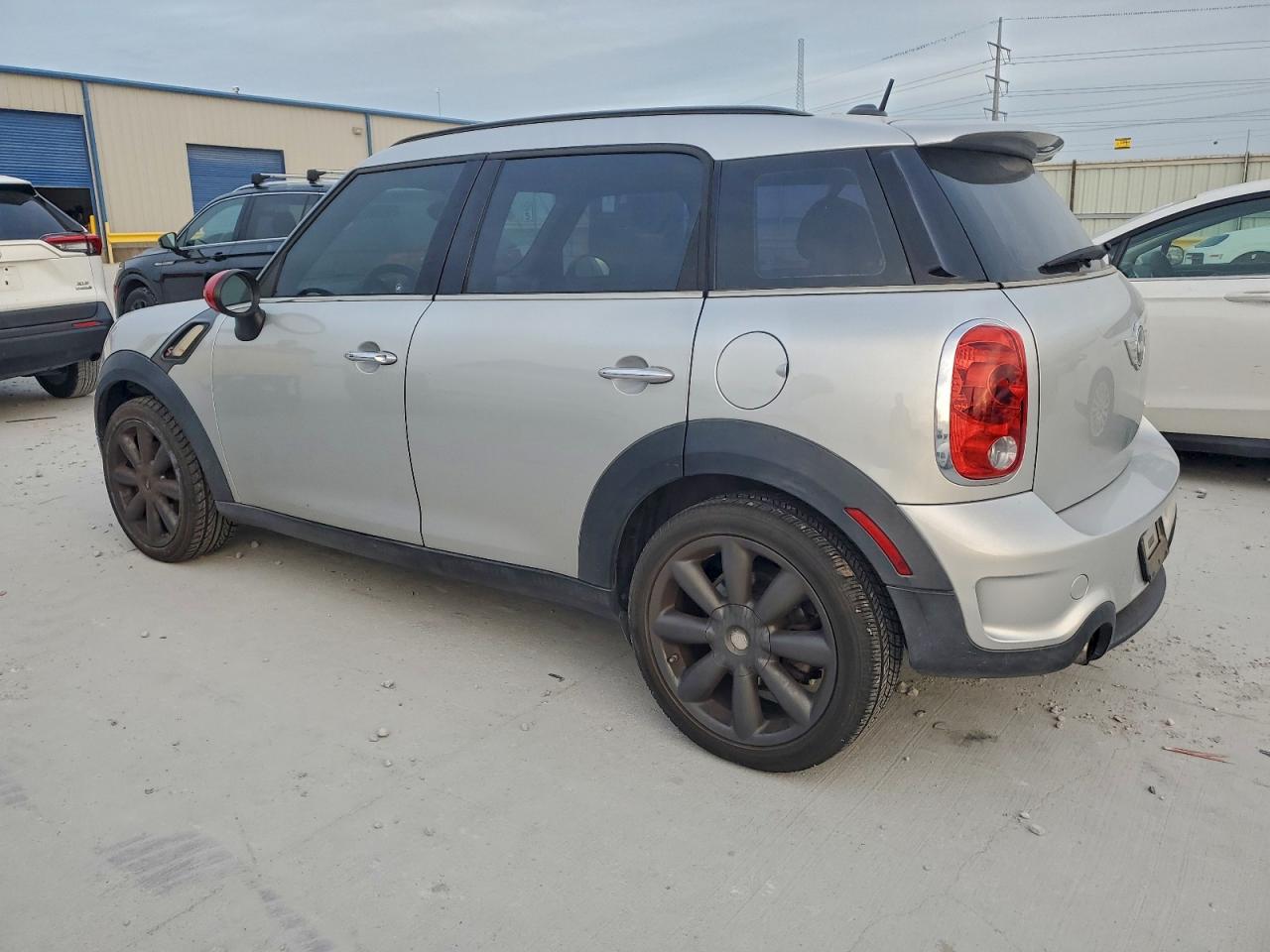 2012 MINI COOPER S COUNTRYMAN photo 2