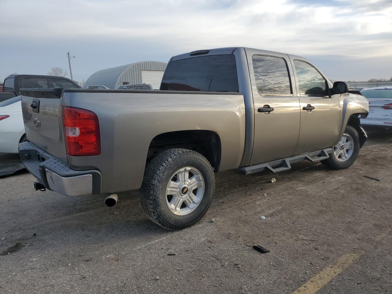 2007 CHEVROLET SILVERADO K1500 CREW CAB photo 3