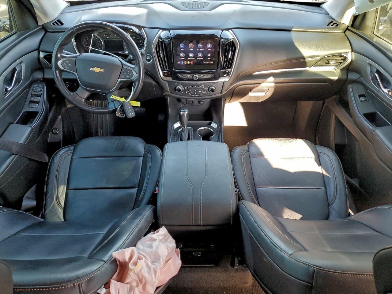 2020 CHEVROLET TRAVERSE LT photo 8