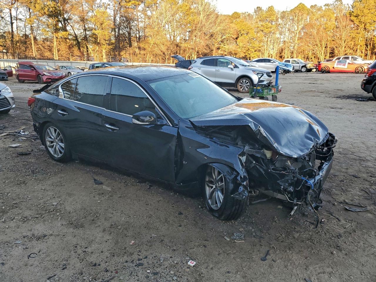 2015 INFINITI Q50 BASE photo 4