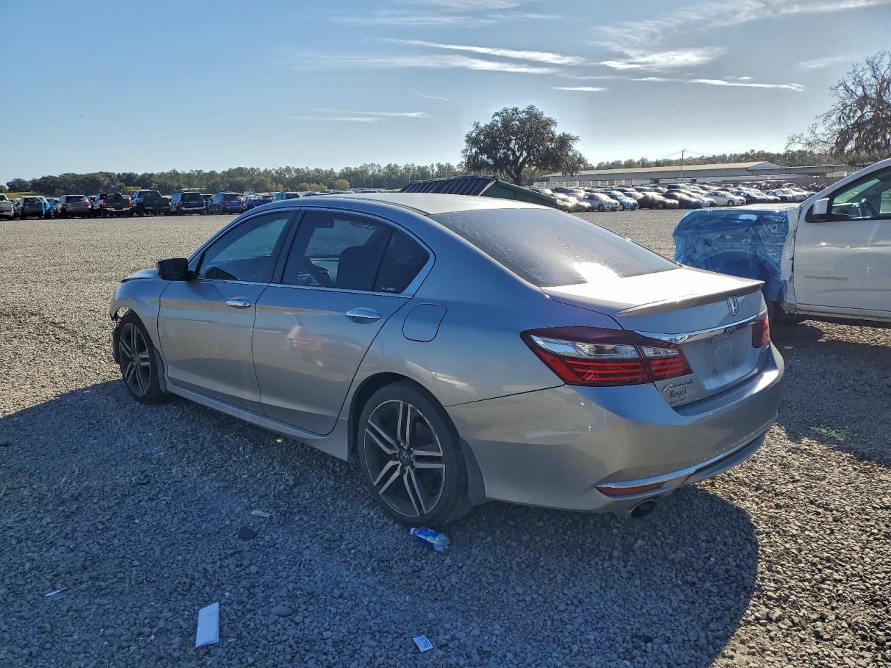 2016 HONDA ACCORD SPORT photo 2