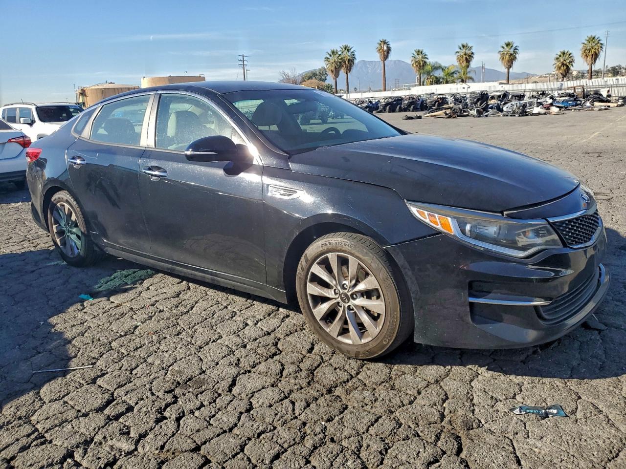 2018 KIA OPTIMA LX photo 4