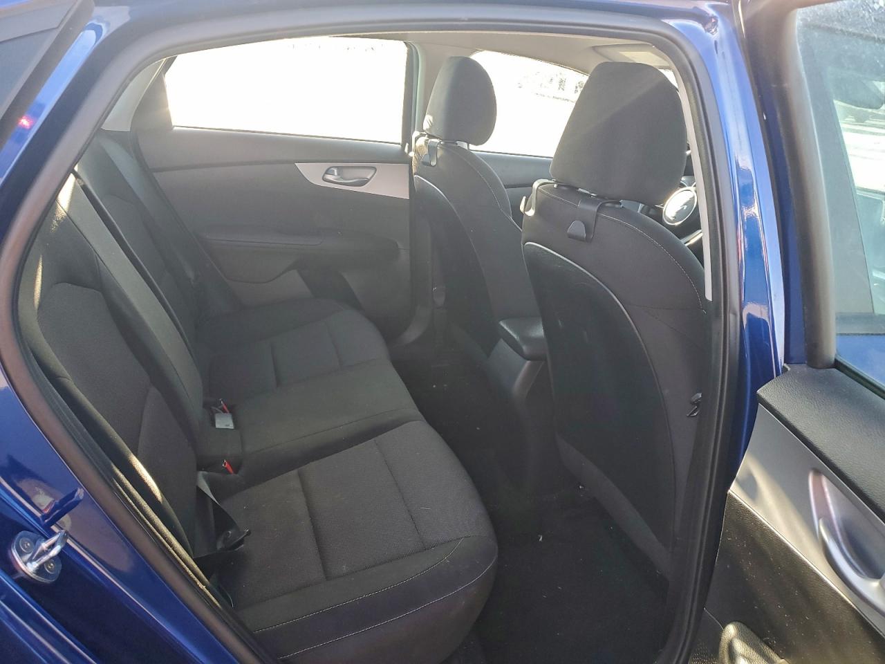 2023 KIA FORTE LX photo 10