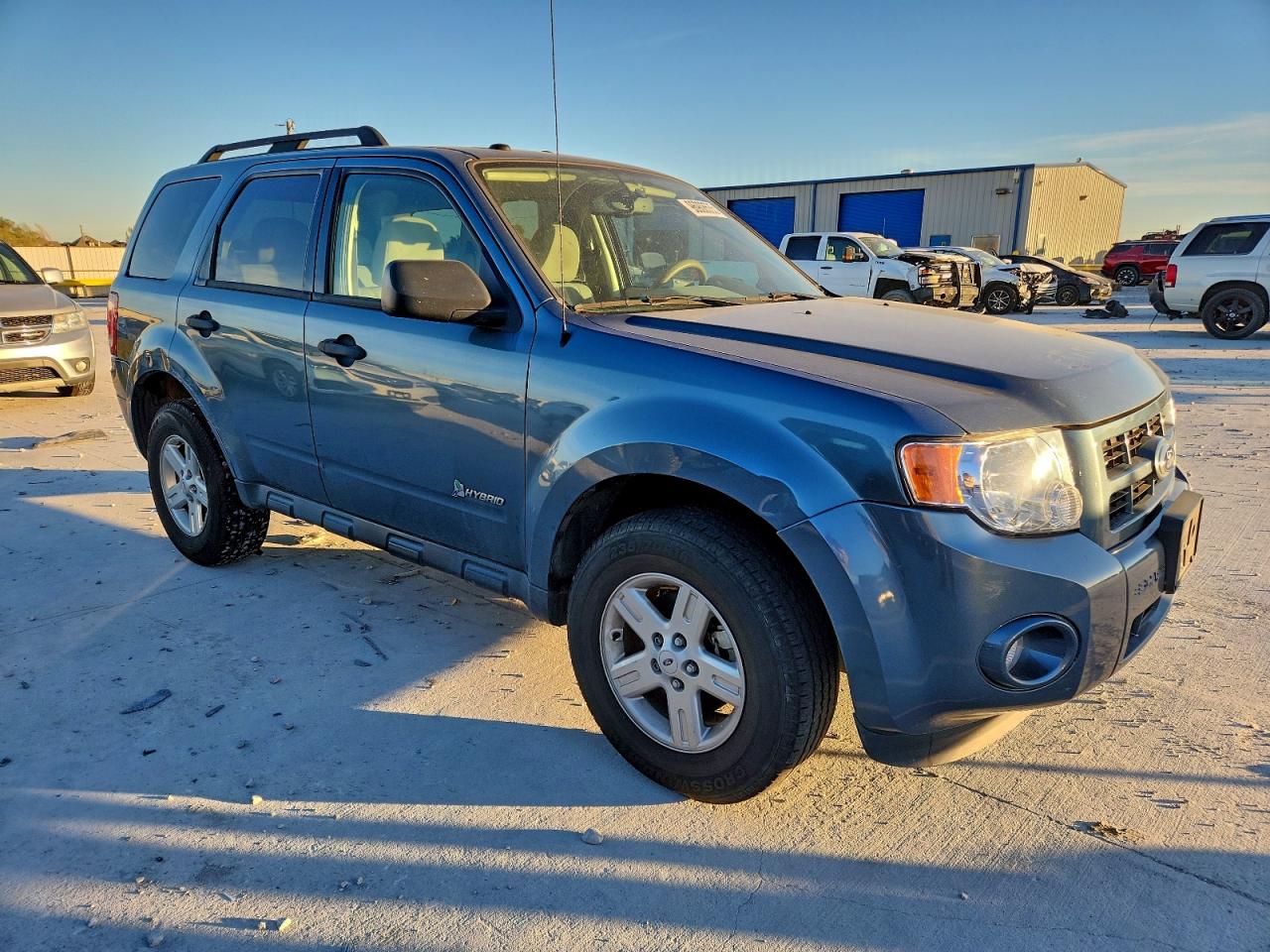 2012 FORD ESCAPE HYBRID photo 4