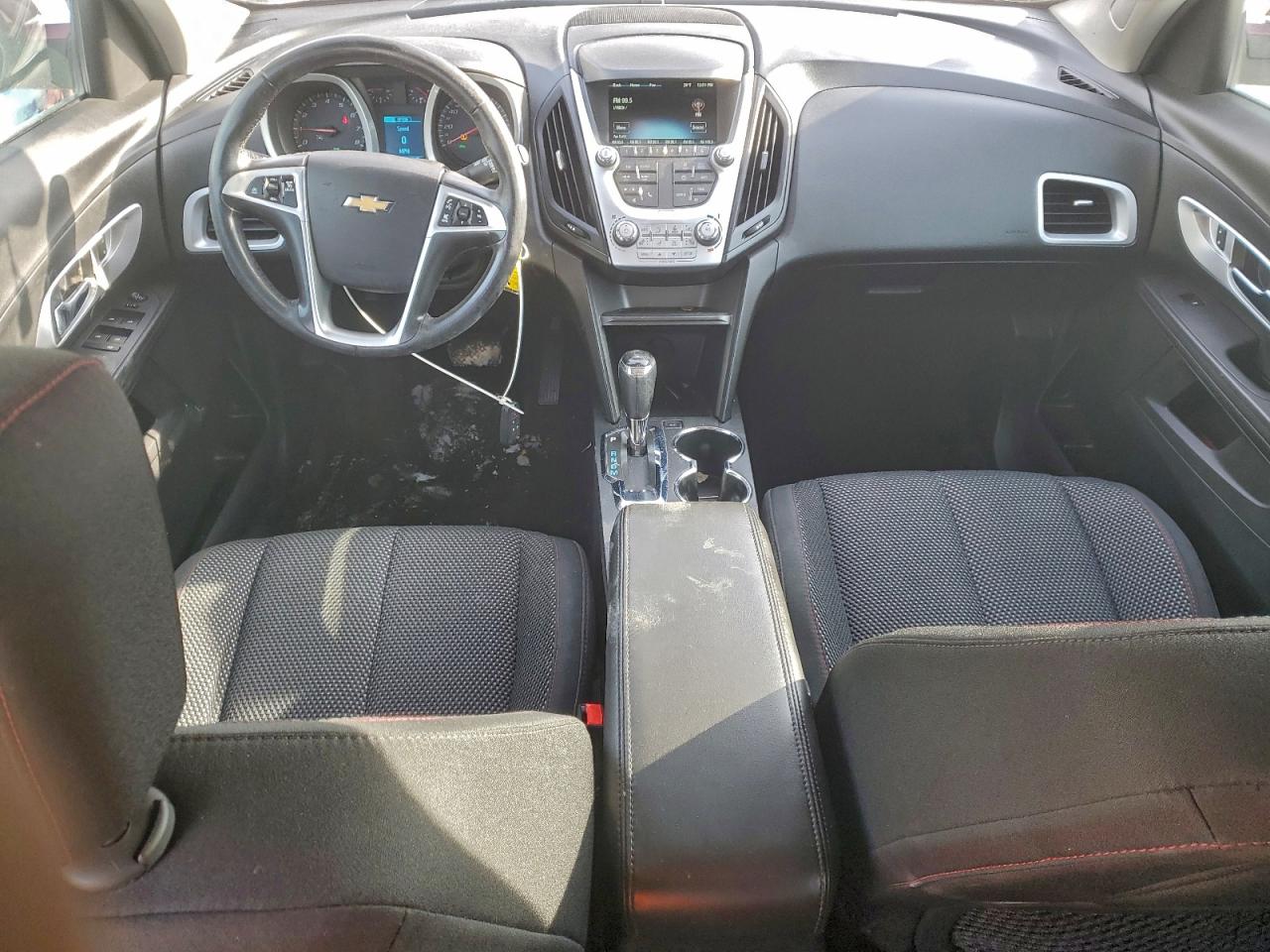 2017 CHEVROLET EQUINOX LT photo 8