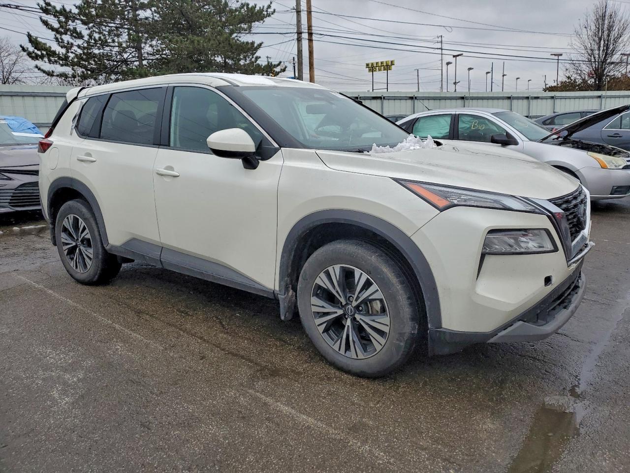 2023 NISSAN ROGUE SV photo 4