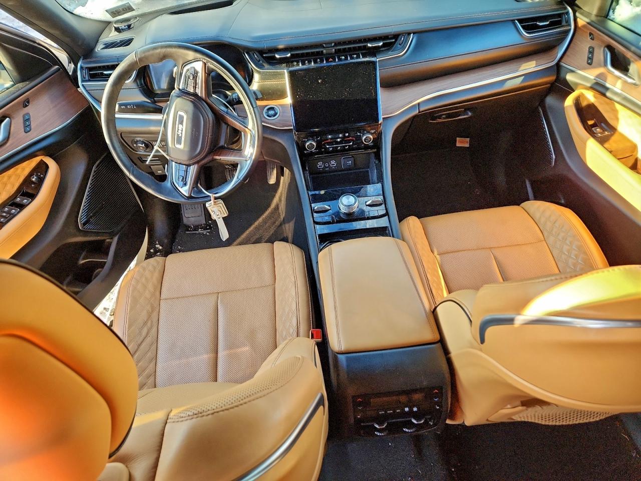 2022 JEEP GRAND CHEROKEE L SUMMIT photo 8