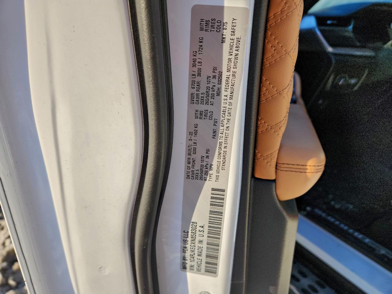 2022 JEEP GRAND CHEROKEE L SUMMIT photo 13