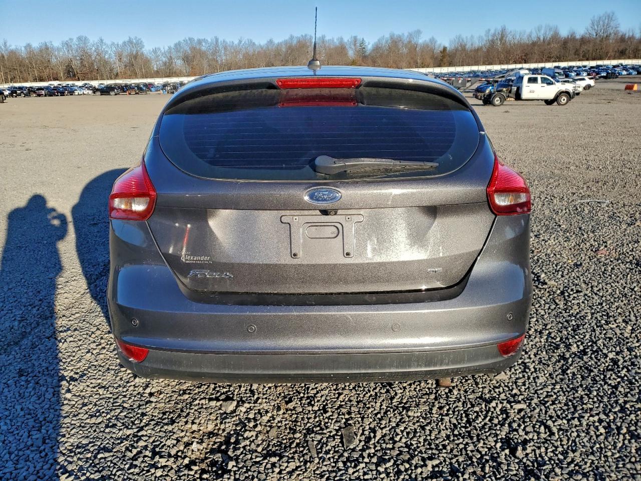 2015 FORD FOCUS SE photo 6
