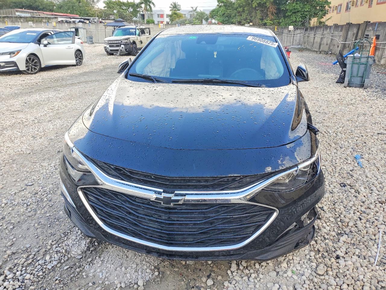 2024 CHEVROLET MALIBU RS photo 5