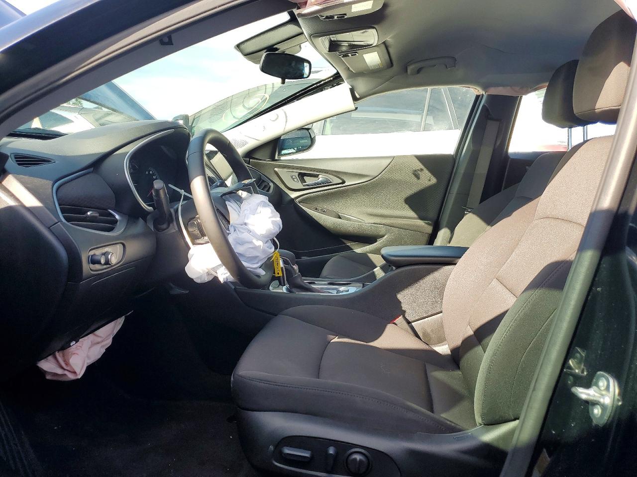 2024 CHEVROLET MALIBU RS photo 7
