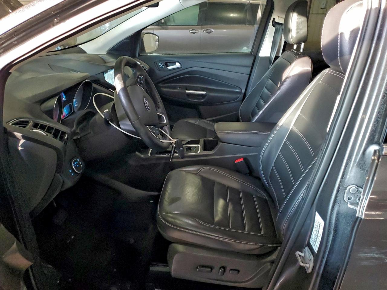 2019 FORD ESCAPE TITANIUM photo 7
