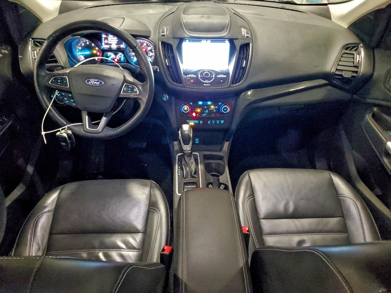 2019 FORD ESCAPE TITANIUM photo 8