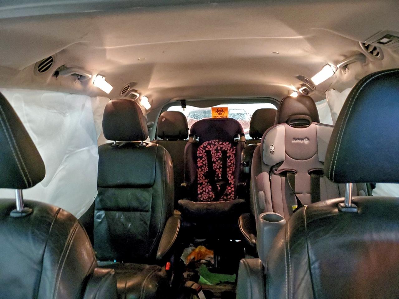 2020 TOYOTA SIENNA SE photo 10