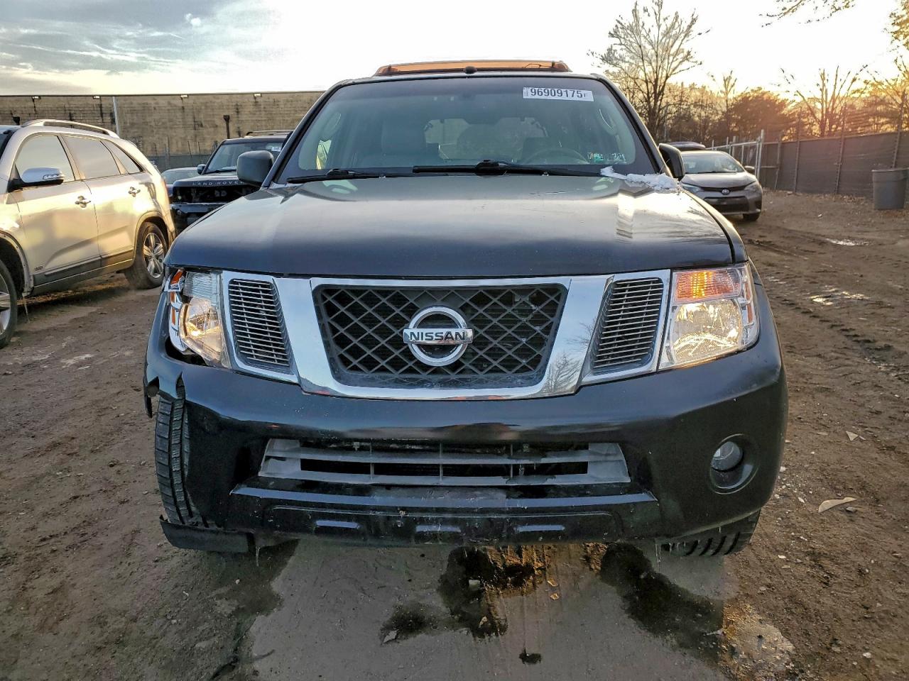 2008 NISSAN PATHFINDER S photo 5