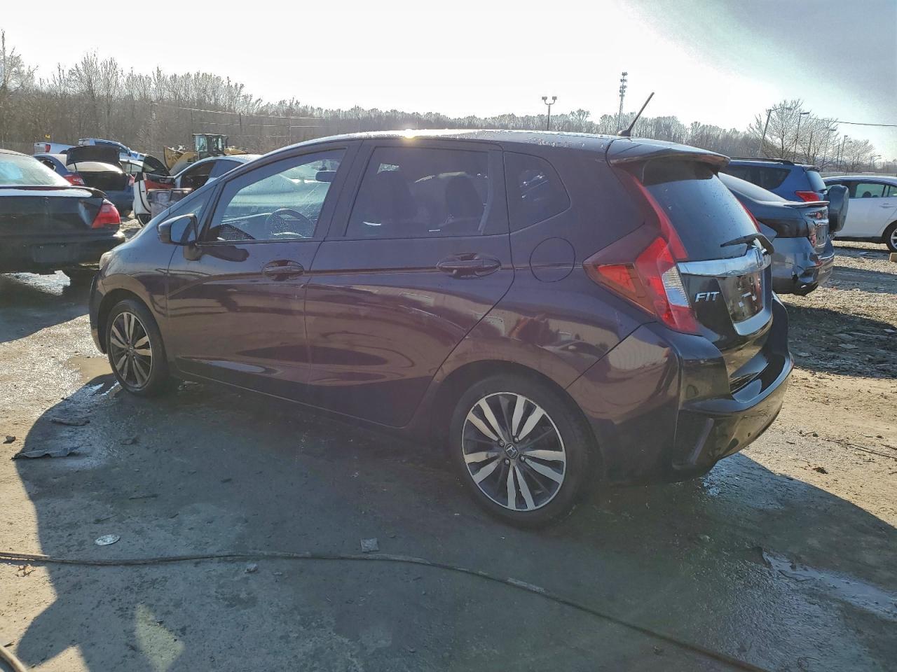 2016 HONDA FIT EX photo 2