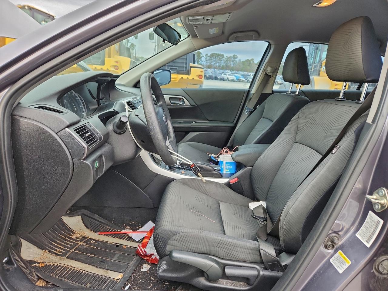 2015 HONDA ACCORD LX photo 7