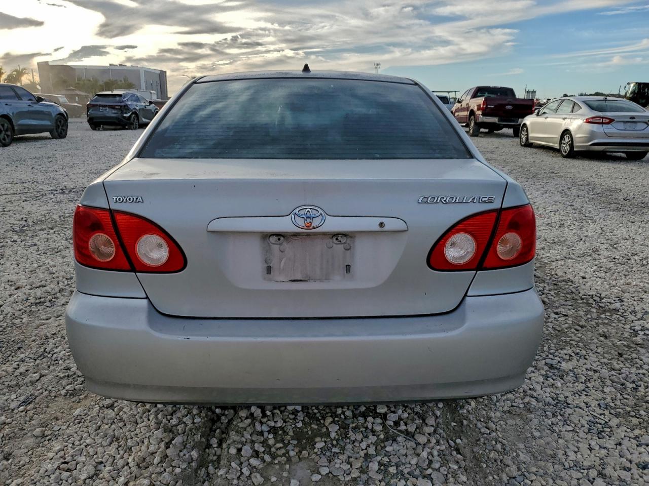 2005 TOYOTA COROLLA CE photo 6