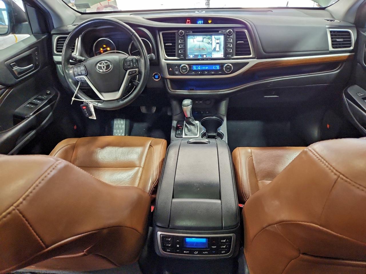 2019 TOYOTA HIGHLANDER LIMITED photo 8