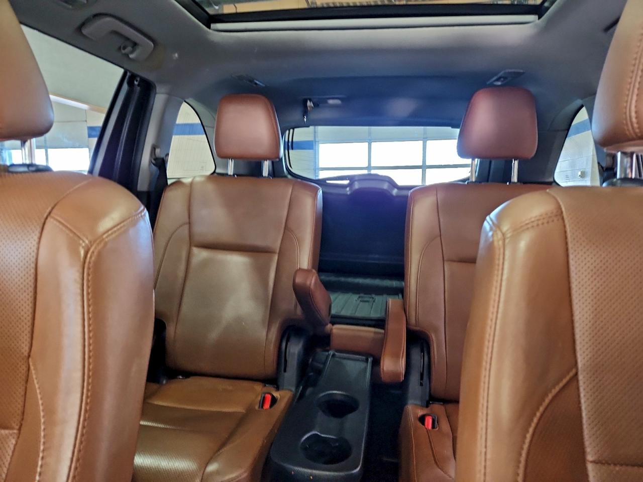 2019 TOYOTA HIGHLANDER LIMITED photo 10