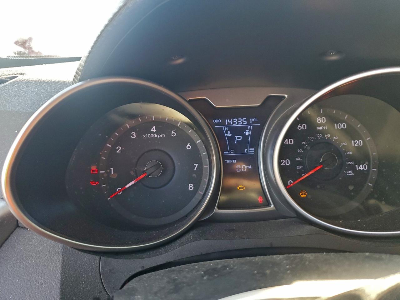 2016 HYUNDAI VELOSTER photo 9