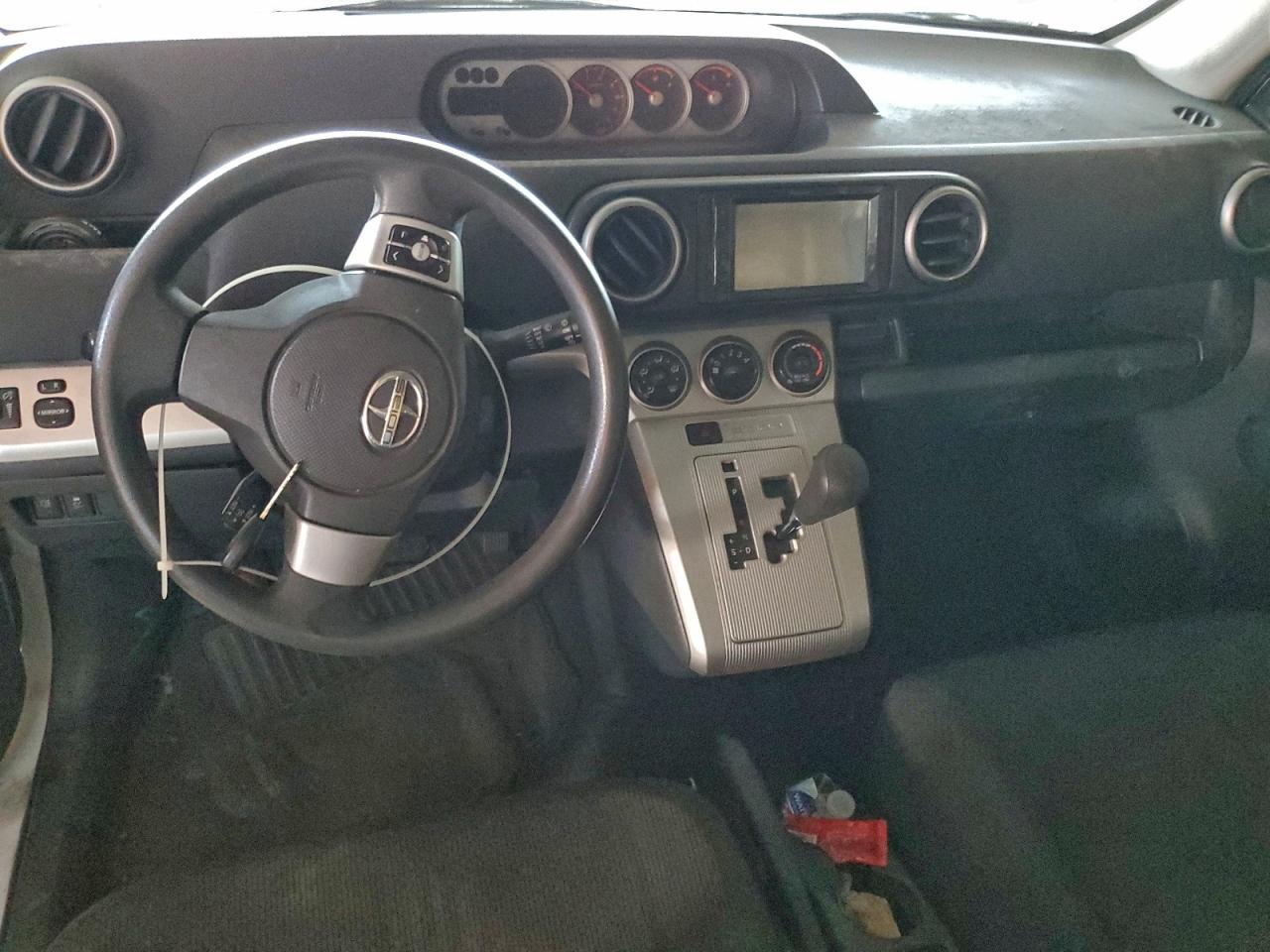 2009 TOYOTA SCION XB photo 8