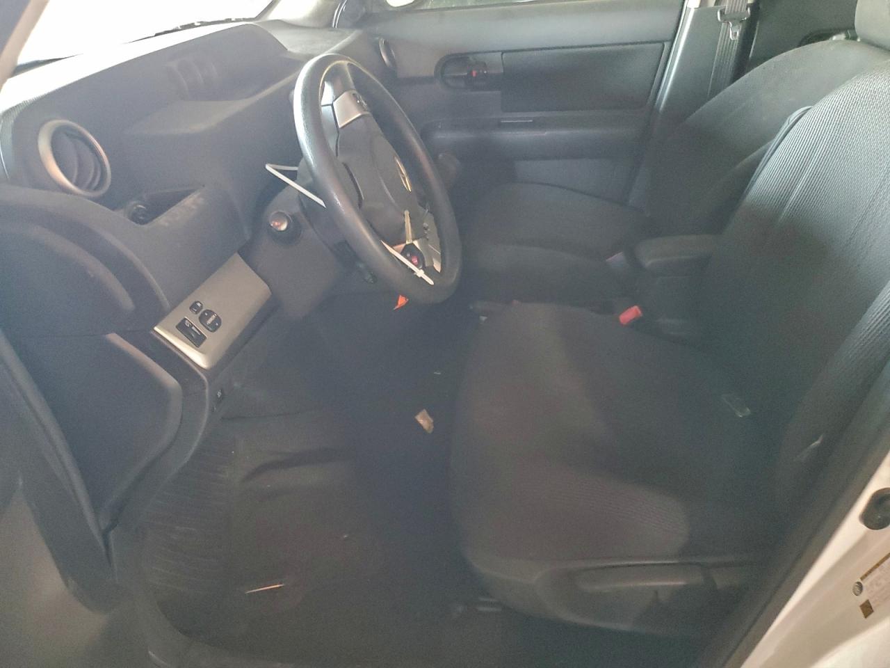 2009 TOYOTA SCION XB photo 7