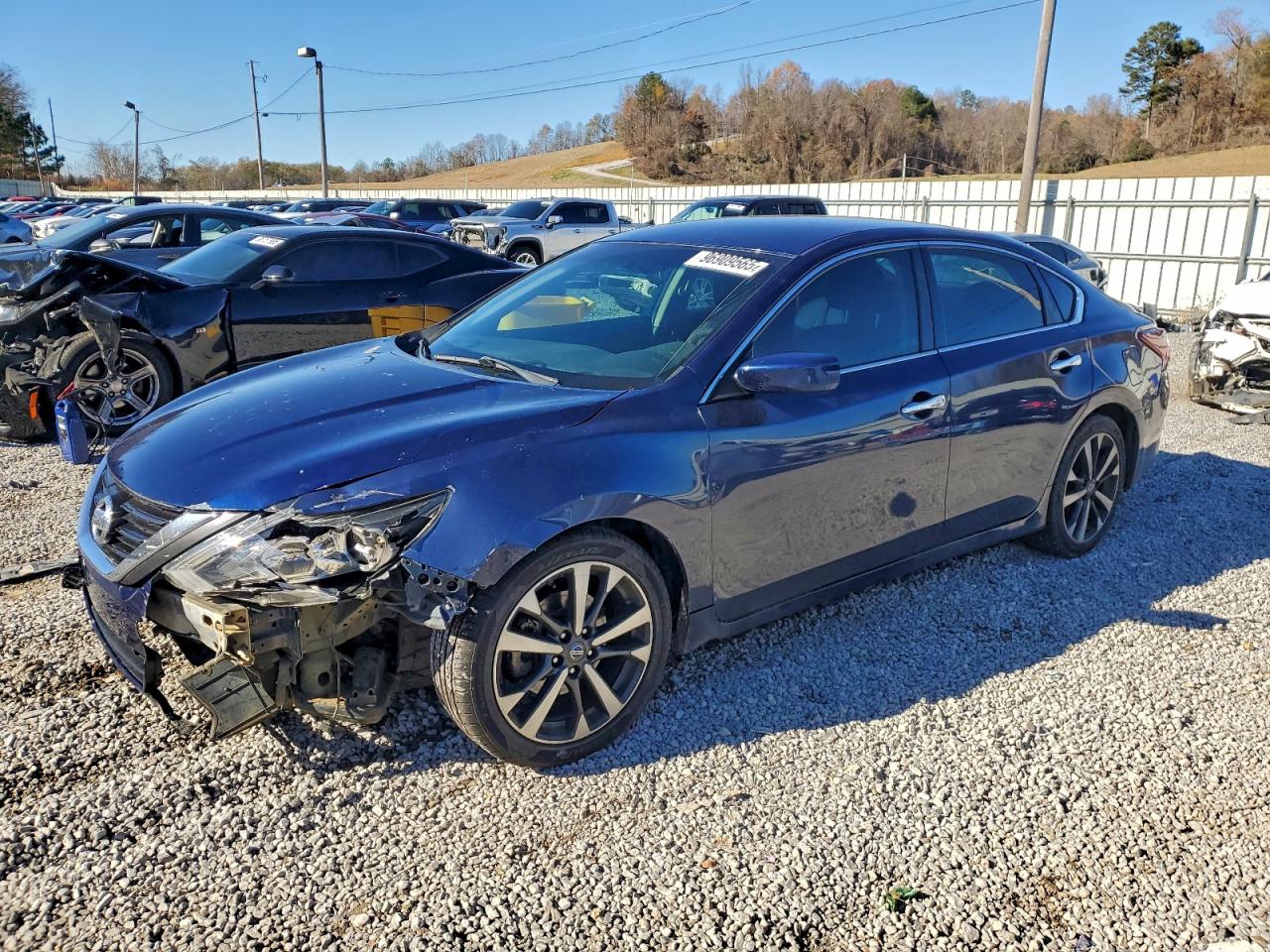 2017 NISSAN ALTIMA