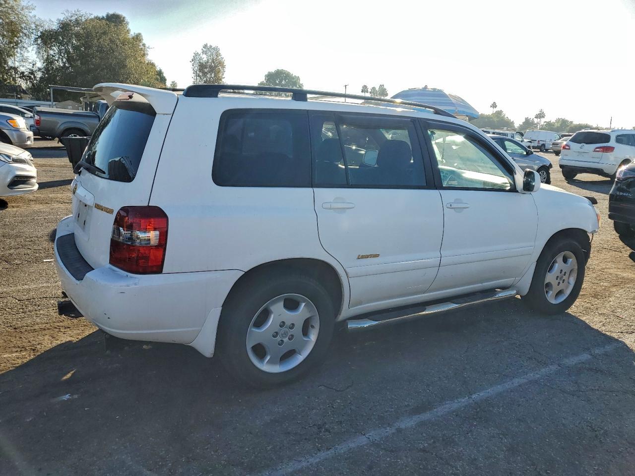 2007 TOYOTA HIGHLANDER SPORT photo 3
