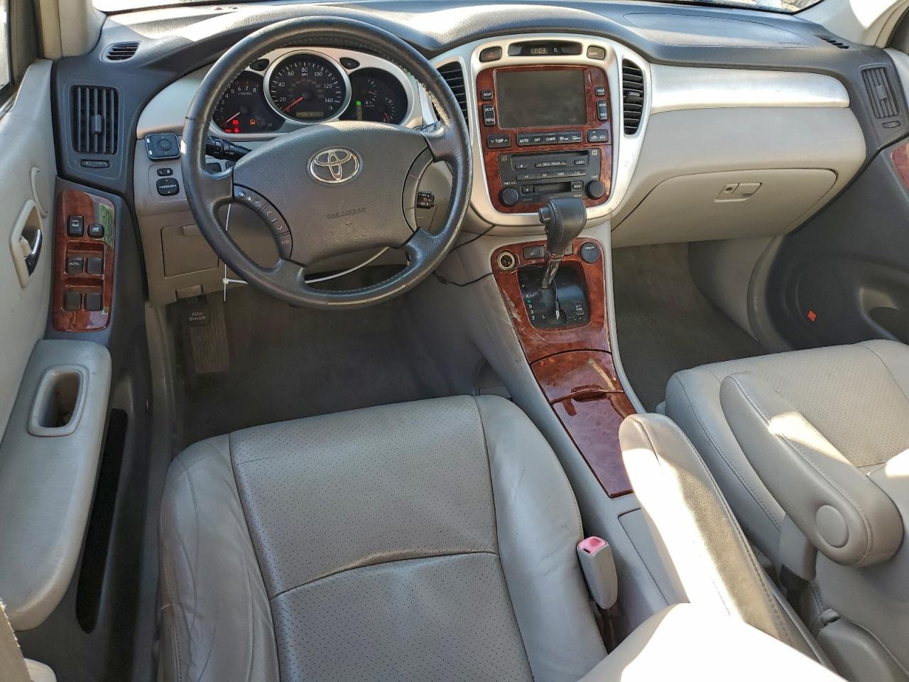 2007 TOYOTA HIGHLANDER SPORT photo 8